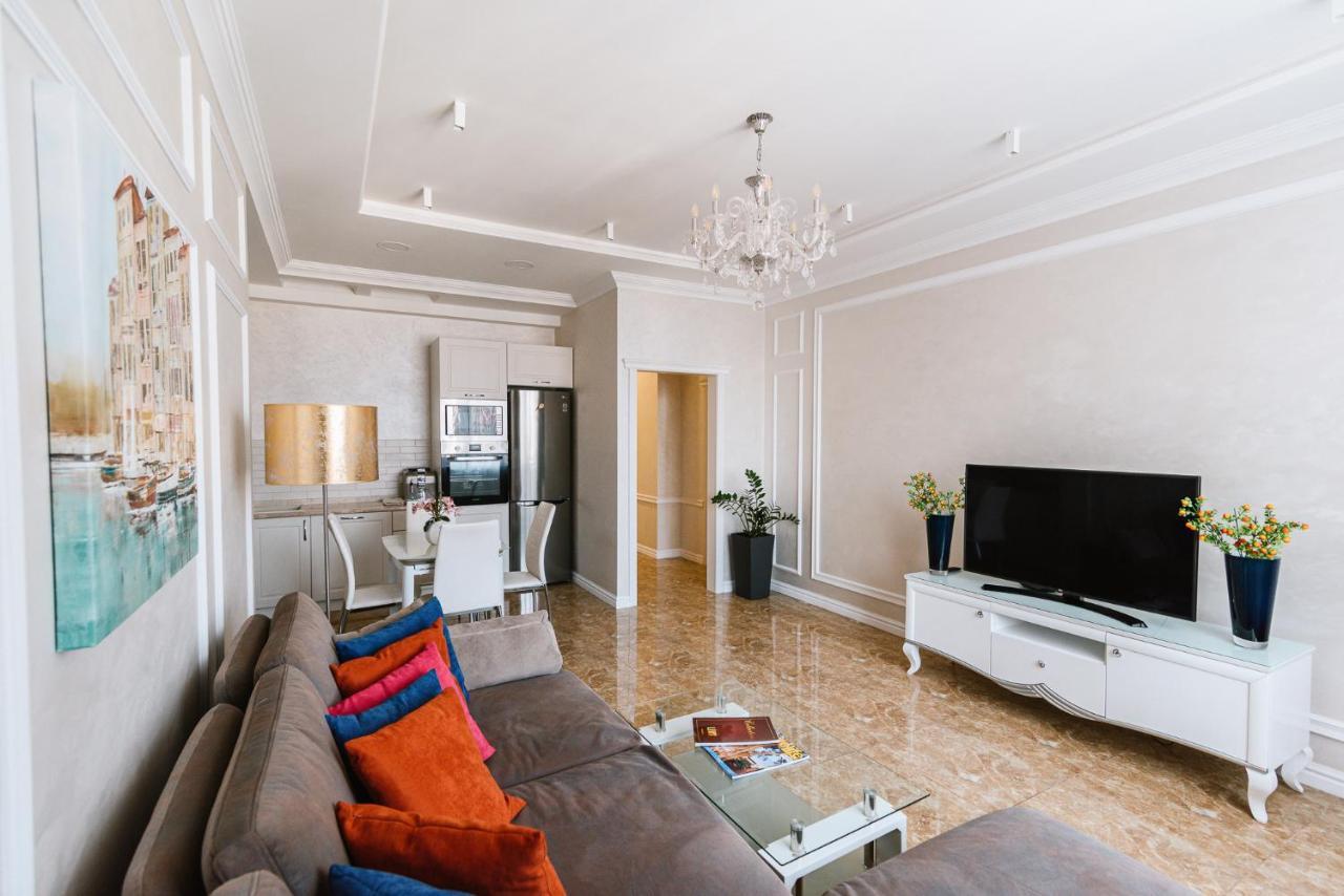 Luxury For Business & Pleasure Royal 2 Apartman Kijev Kültér fotó