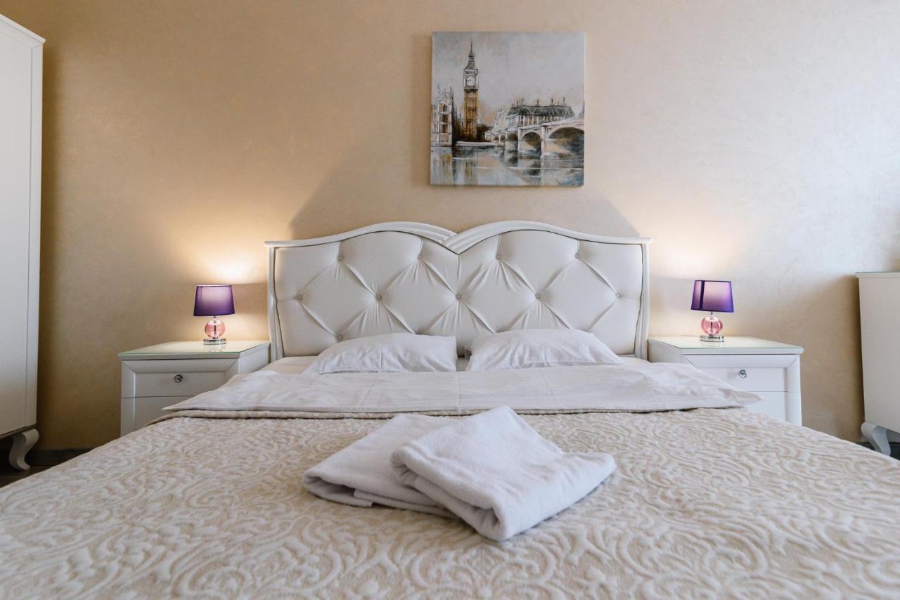 Luxury For Business & Pleasure Royal 2 Apartman Kijev Kültér fotó