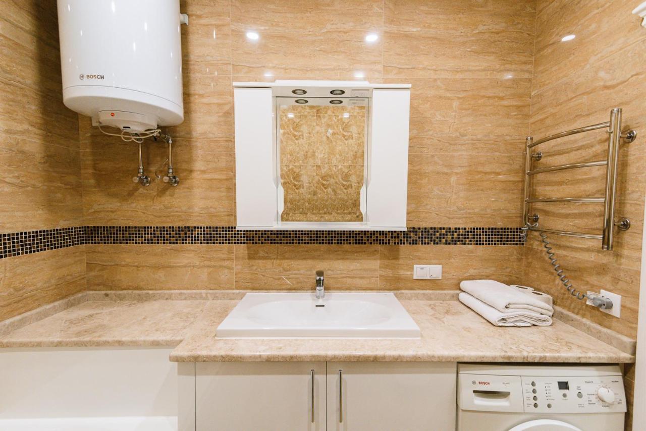 Luxury For Business & Pleasure Royal 2 Apartman Kijev Kültér fotó