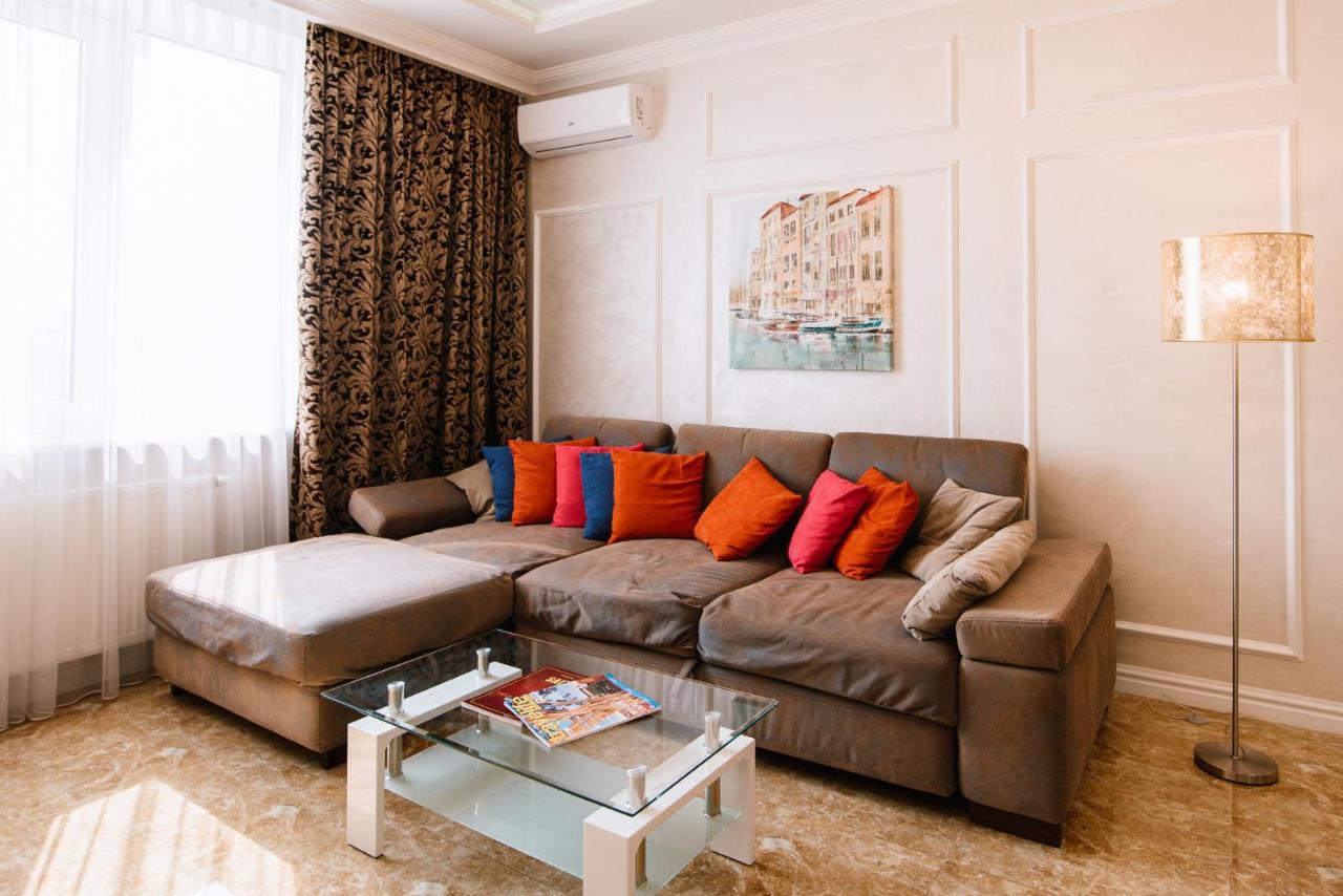 Luxury For Business & Pleasure Royal 2 Apartman Kijev Kültér fotó